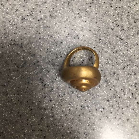 KATE SPADE sz 6 gold-finish “under the sea” ring - Picture 3 of 8